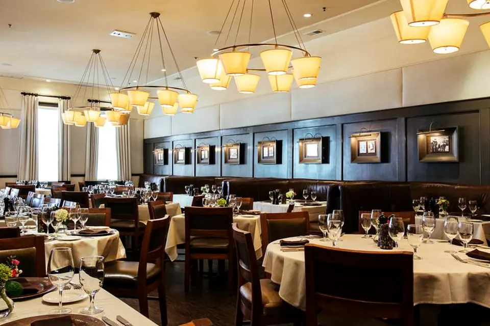 Halls Chophouse